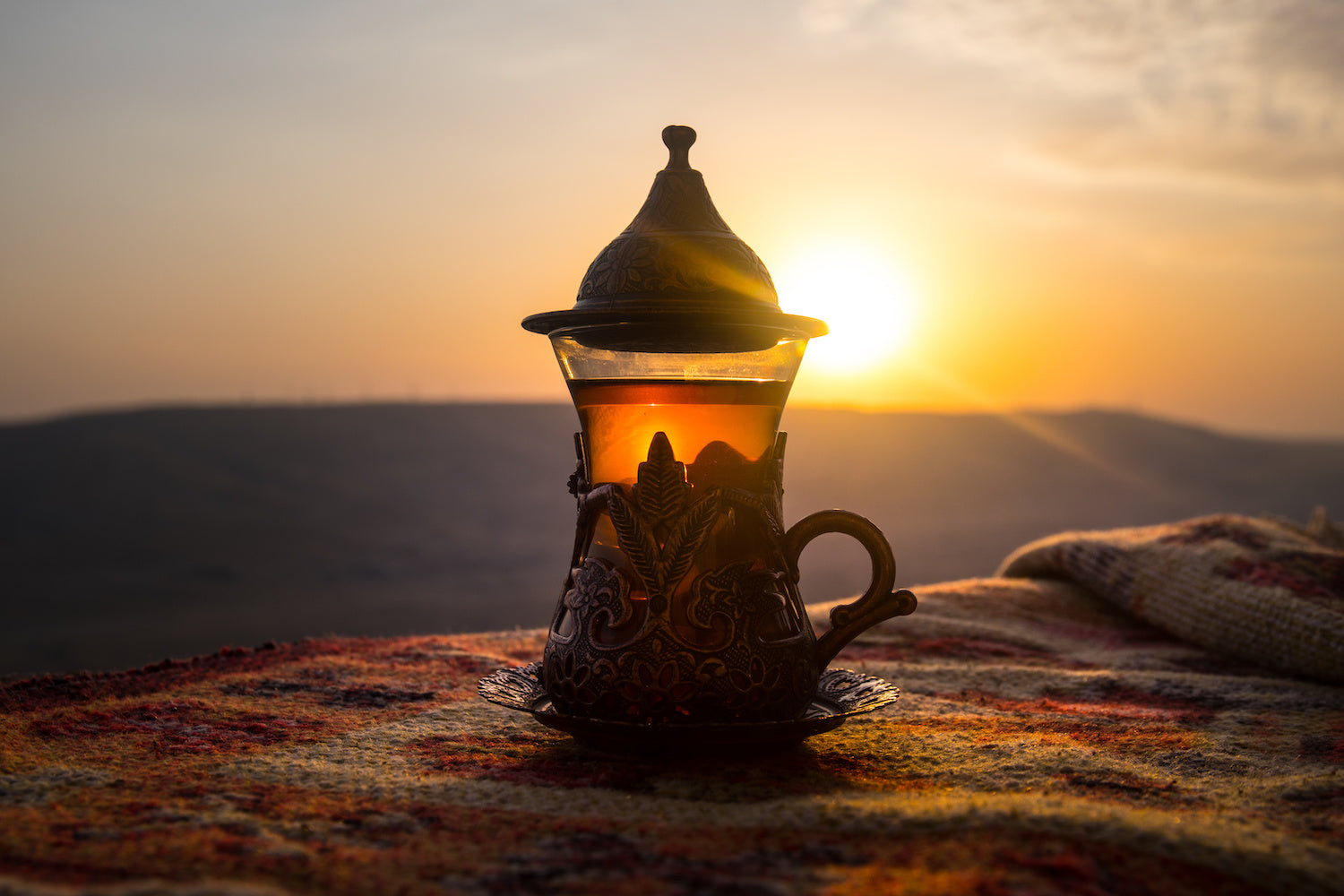 A Sip For Gut Health: 4 Benefits Of Drinking Black Tea For Your Digestion - Magic Hour