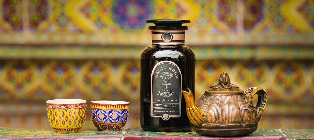 Black Tea vs White Tea Magic Hour