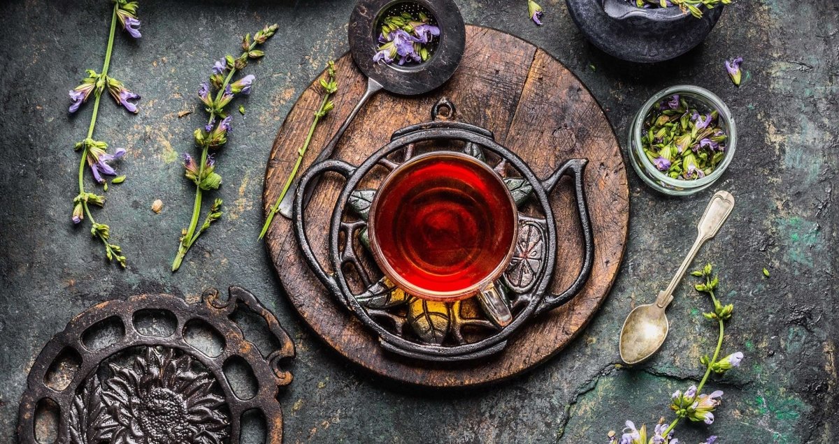 Tea Cleanses - How Do They Work? - Magic Hour