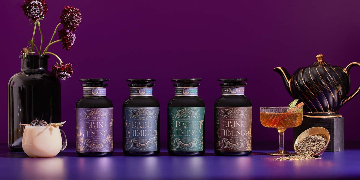 Best Teas for Menopause: Herbs and Blends for Relief
