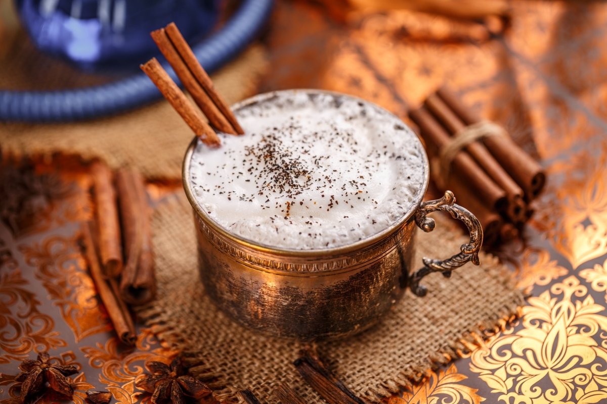 Sumptuously Spiced Organic Chai Teas for Sipping Wellness - Magic Hour