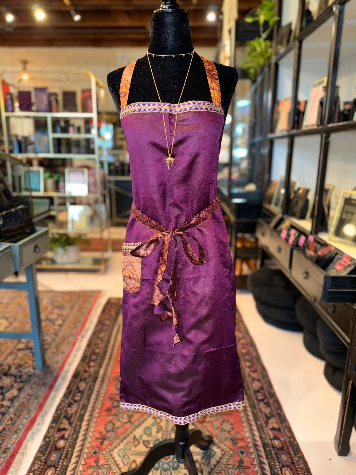 Cool &amp; Casual Handmade Sari Aprons