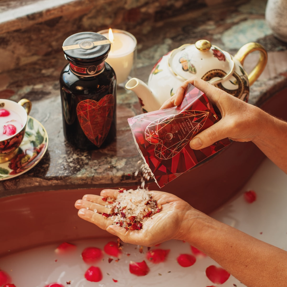 Magic Hour Bath Soak - Thumbnail 3