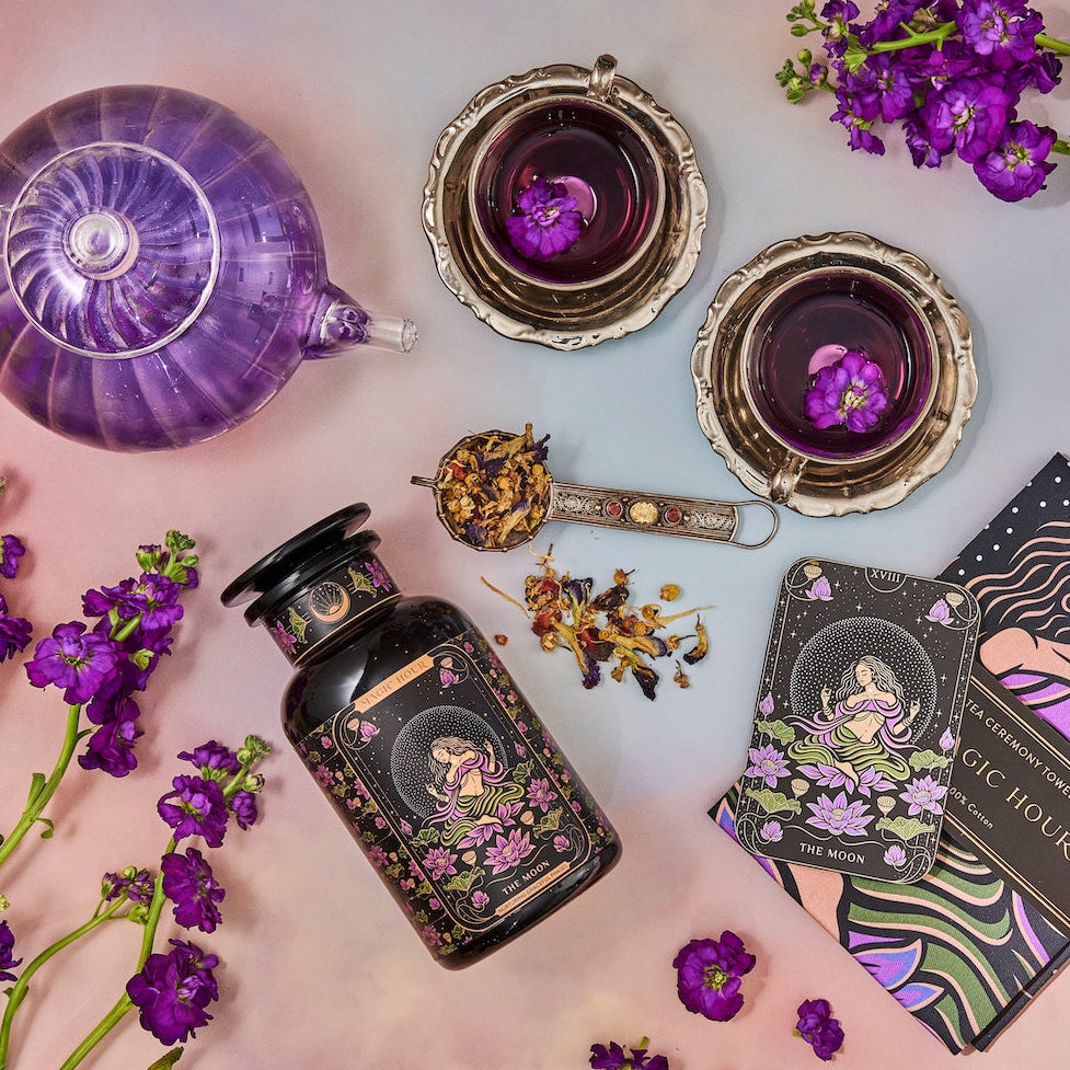 Psychedelic Tea Ritual The Moon - Tea for Nurturing Graceful Phases | Magic Hour